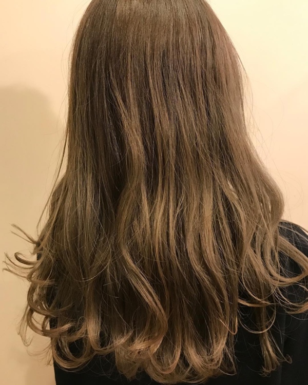 イルミナでグレージュに